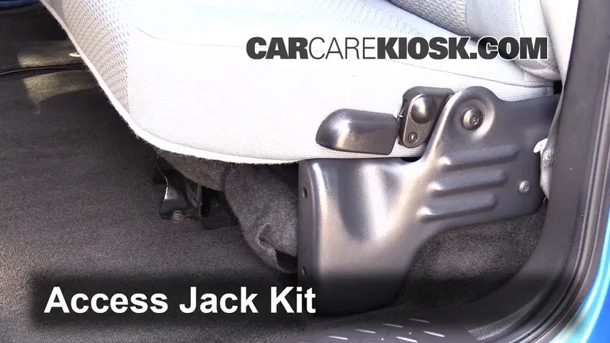 2011 Ford F-150 XLT 3.5L V6 Turbo Crew Cab Pickup Tires & Wheels Change a Flat Tire